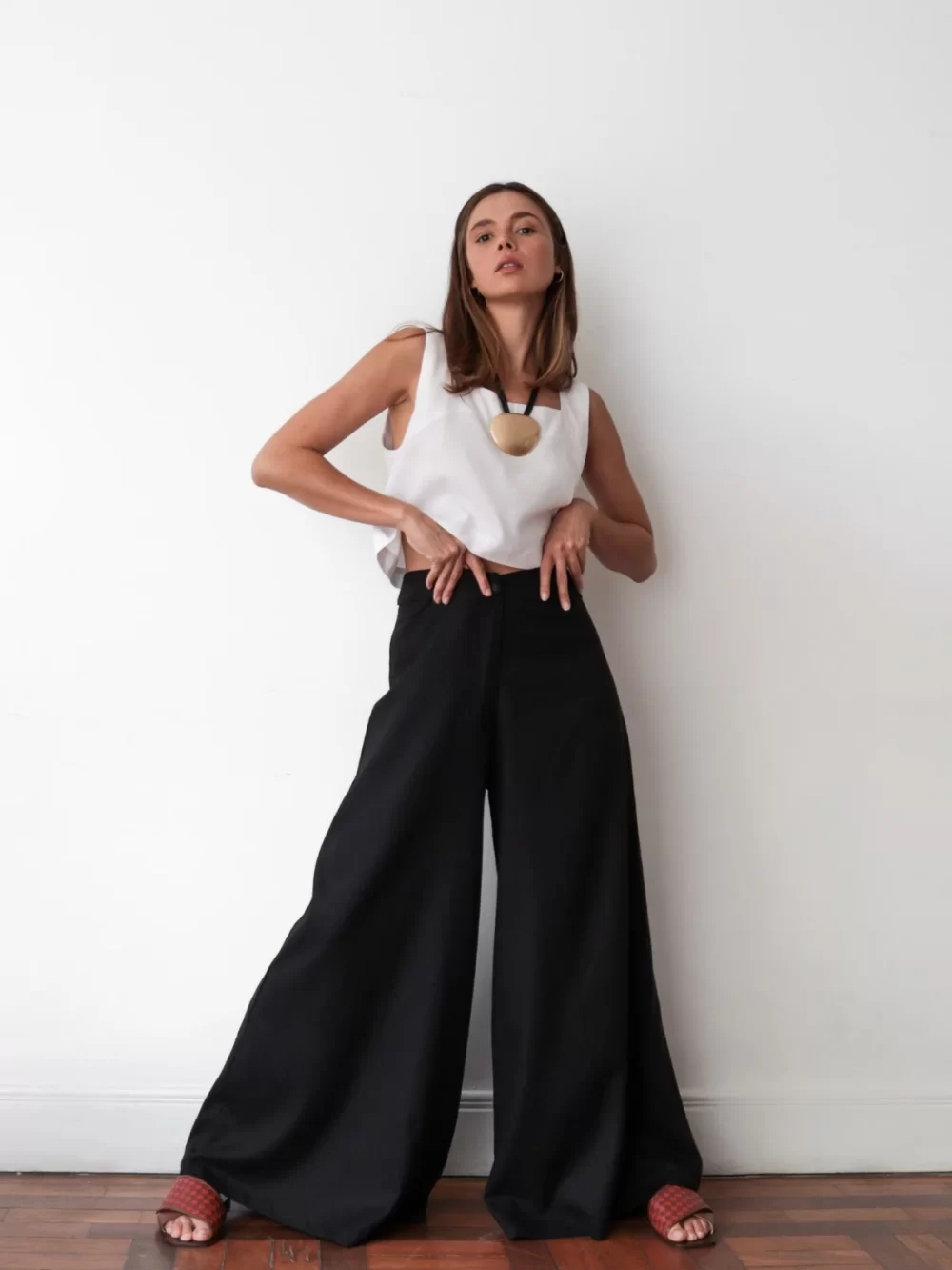 Calça super pantalona em linho - preta