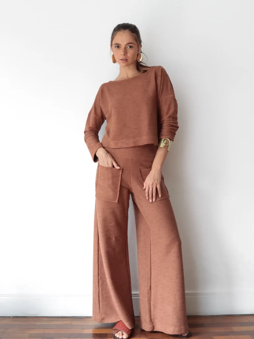 Calça wide leg moletom - cacau