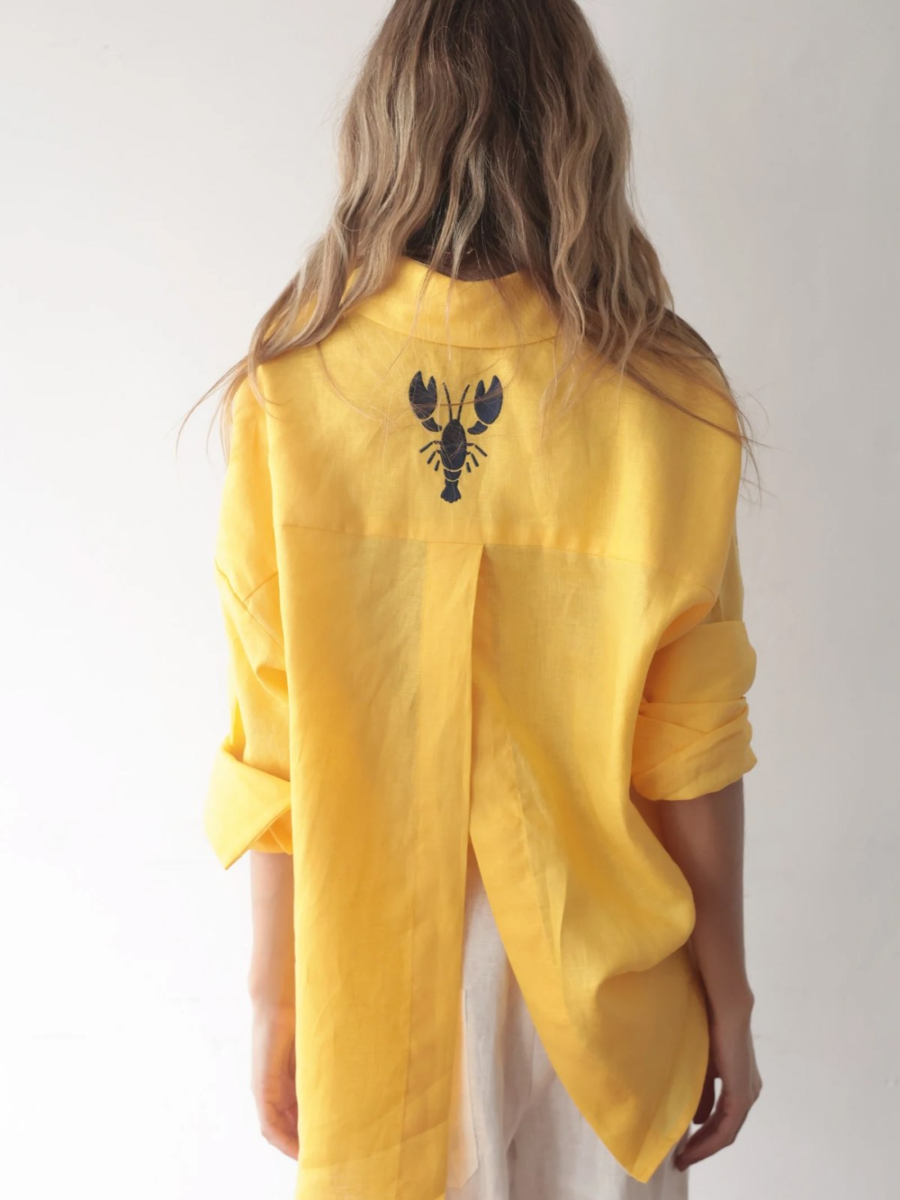 Camisa Fenda de linho puro - Amarela (PRÉ-VENDA ENVIO 20/03)