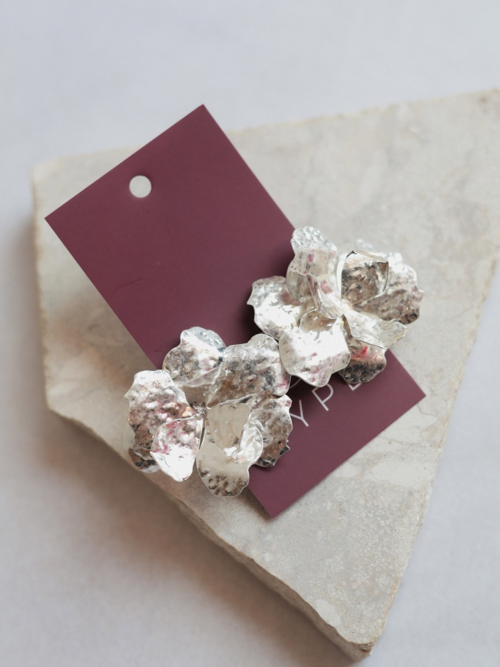 Brinco Flor fina Prata